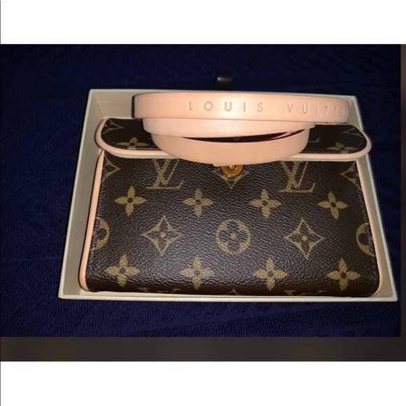 Louis Vuitton Handbags - Louis Vuitton waist bag